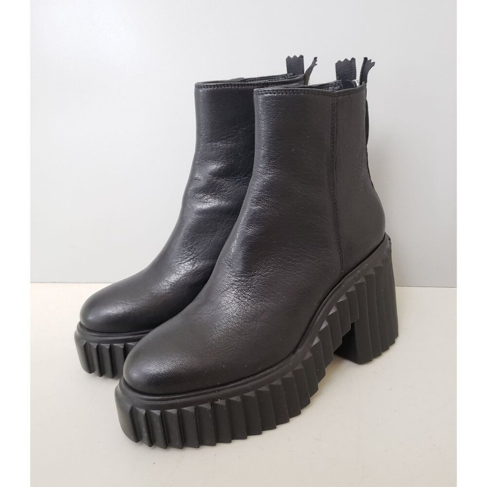 Attilio Giusti Leombruni Black Chunky Platform Heeled Boots